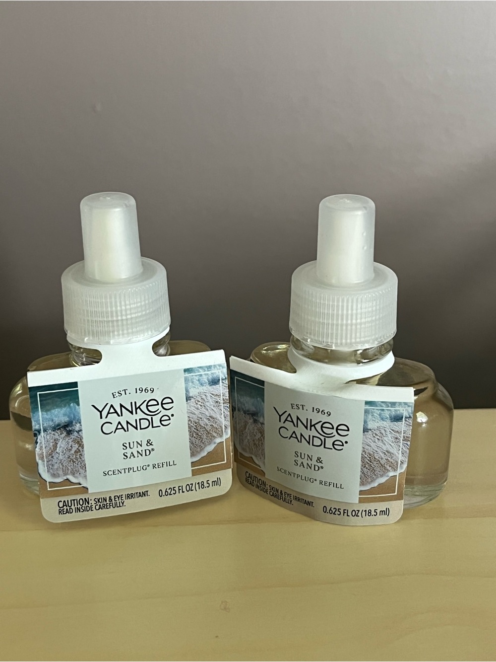 Two New Yankee Candle Sun & Sand Plug In Scented Refills